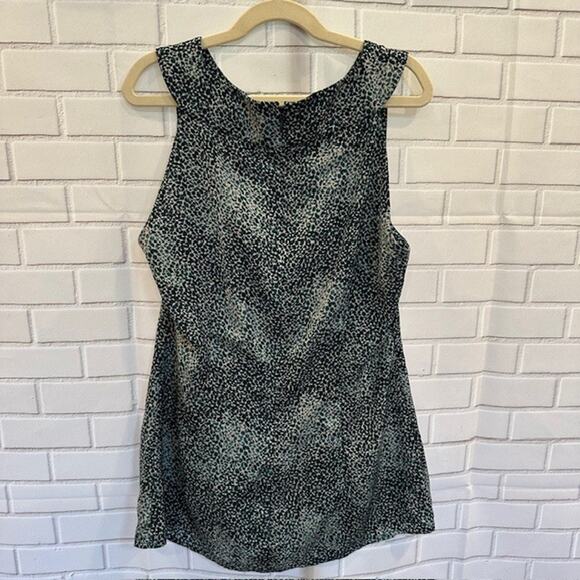 Banana Republic Top Blouse Size 0 Sleeveless Shirt Button Front Green & White - Picture 4 of 9